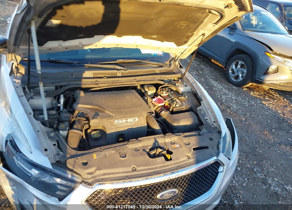 2013 FORD TAURUS SHO VIN: 1FAHP2KT6DG183876