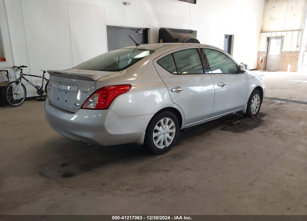 2014 NISSAN VERSA 1.6 SV VIN: 3N1CN7AP9EK456326