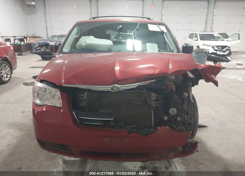 2009 CHRYSLER TOWN & COUNTRY LX VIN: 2A8HR44E99R652939