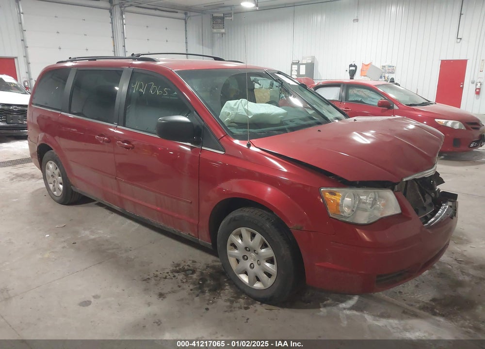 2009 CHRYSLER TOWN & COUNTRY LX VIN: 2A8HR44E99R652939