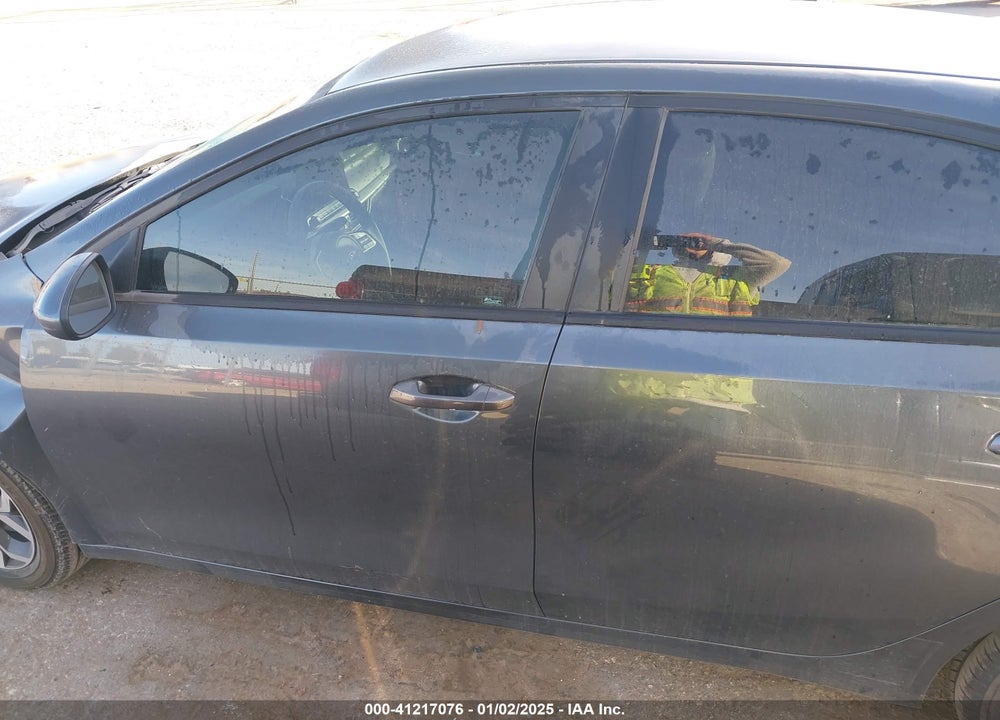 2021 KIA FORTE VIN: 3KPF24ADXME388106