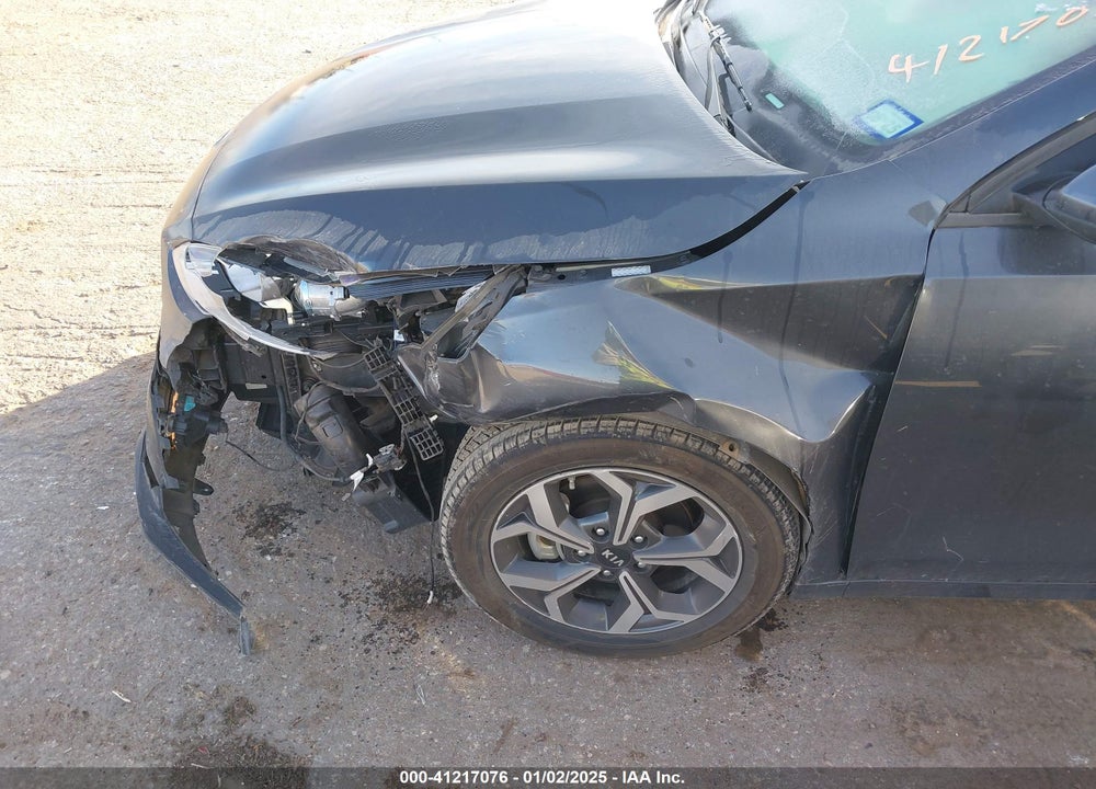 2021 KIA FORTE VIN: 3KPF24ADXME388106