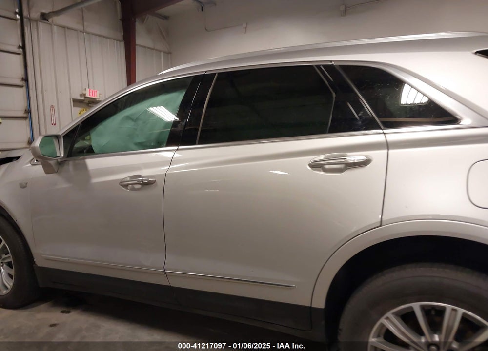 2017 CADILLAC XT5 PREMIUM LUXURY VIN: 1GYKNERS1HZ282954