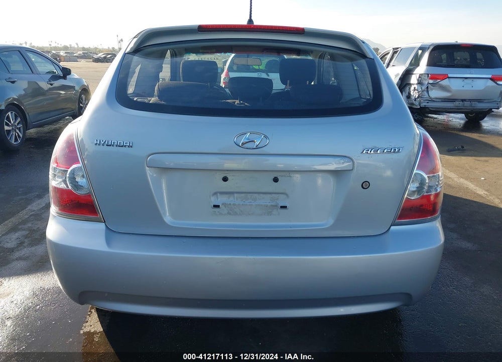 2008 HYUNDAI ACCENT GS VIN: KMHCM36C48U061145