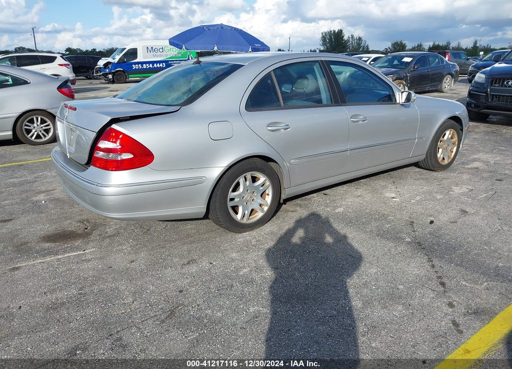 2003 MERCEDES-BENZ E 320 VIN: WDBUF65J43X098884