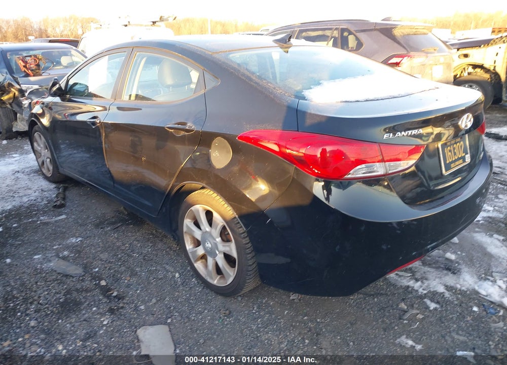 2012 HYUNDAI ELANTRA VIN: 5NPDH4AE7CH097779