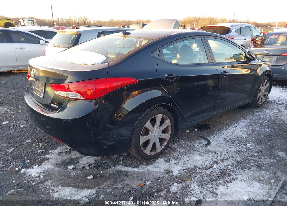 2012 HYUNDAI ELANTRA VIN: 5NPDH4AE7CH097779