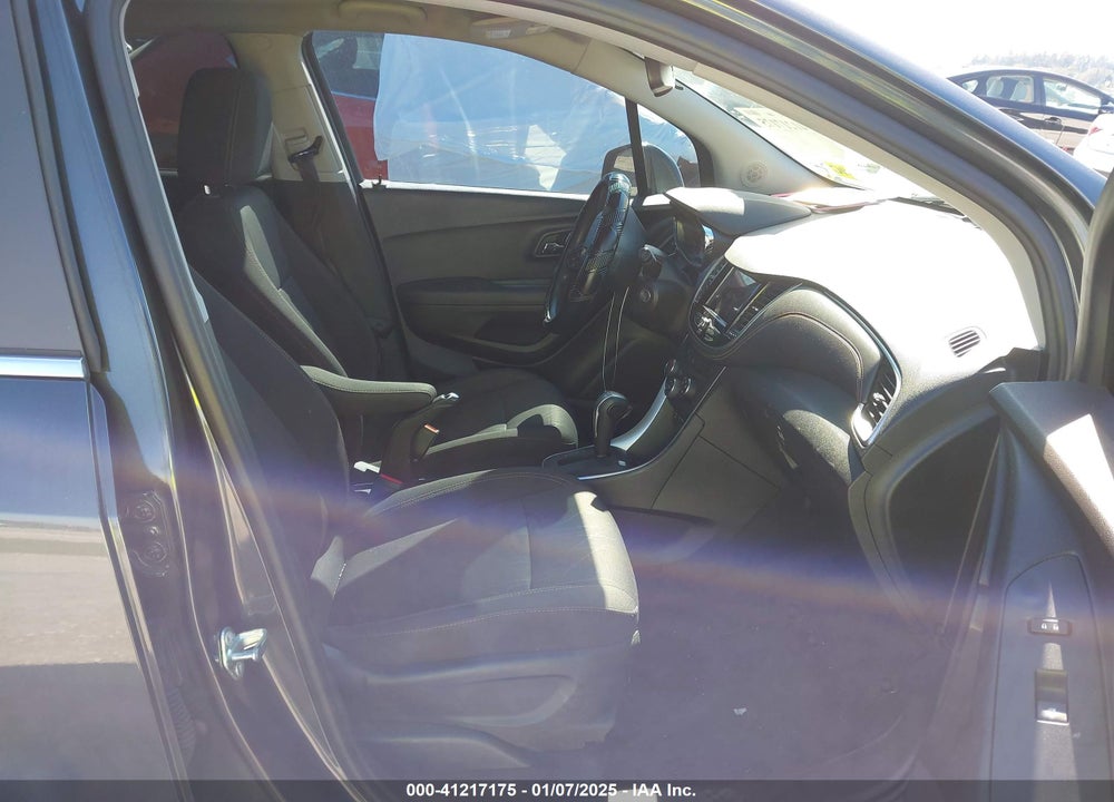 2018 CHEVROLET TRAX LT VIN: 3GNCJLSB3JL209237