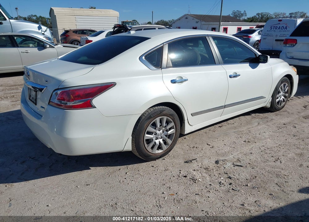 2014 NISSAN ALTIMA 2.5 S VIN: 1N4AL3AP8EN387390