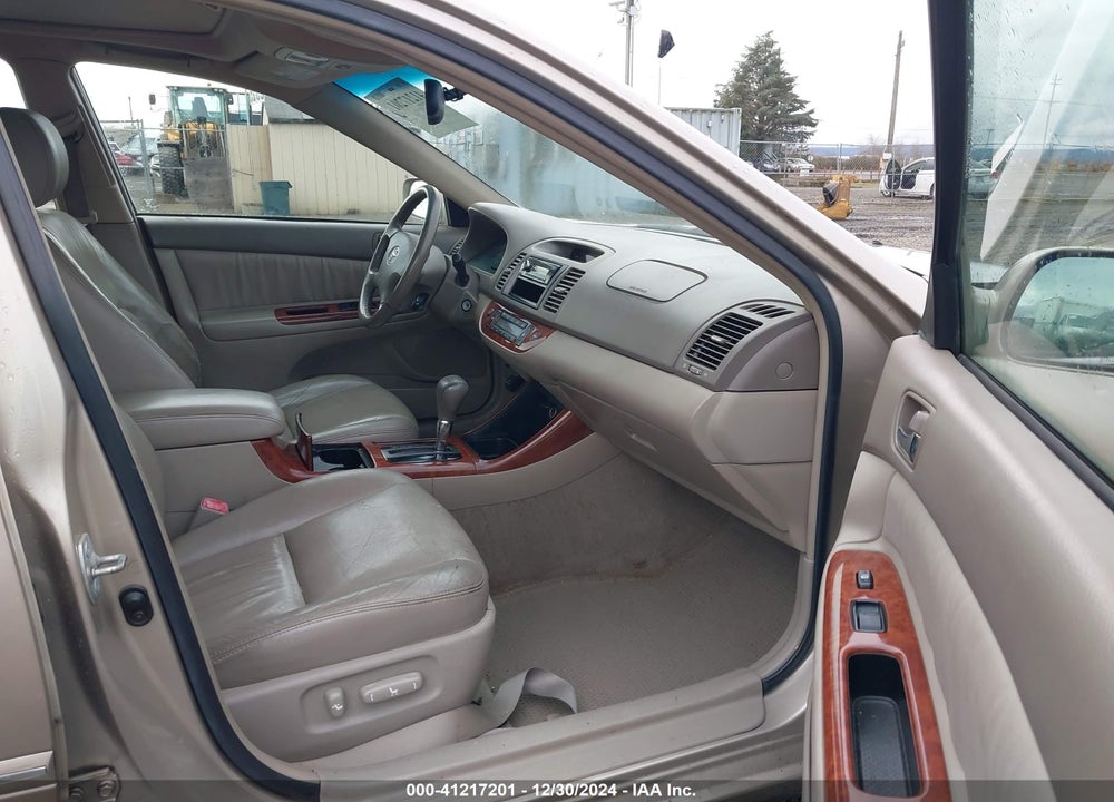 2004 TOYOTA CAMRY XLE VIN: 4T1BE32KX4U931609