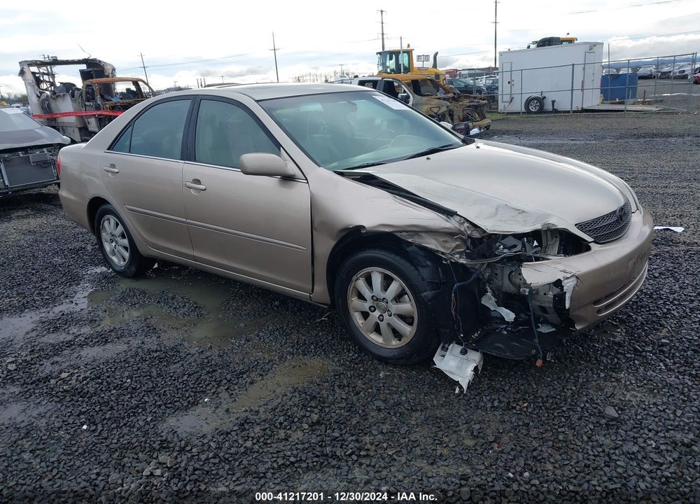 2004 TOYOTA CAMRY XLE VIN: 4T1BE32KX4U931609