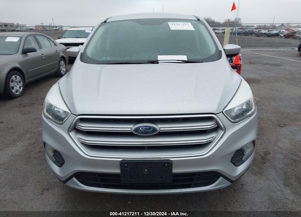 2017 FORD ESCAPE SE VIN: 1FMCU0GD8HUD29104