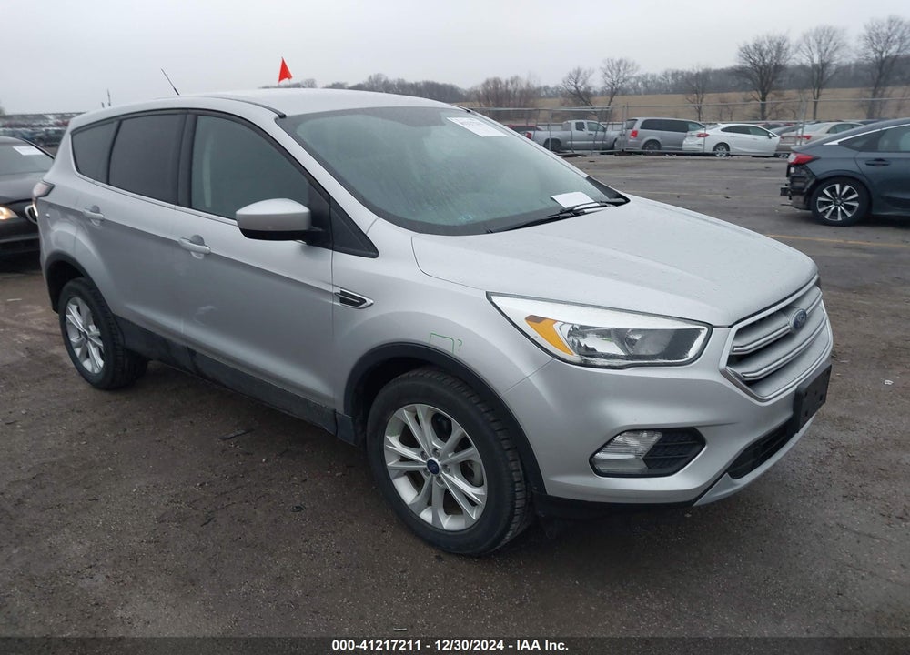 2017 FORD ESCAPE SE VIN: 1FMCU0GD8HUD29104