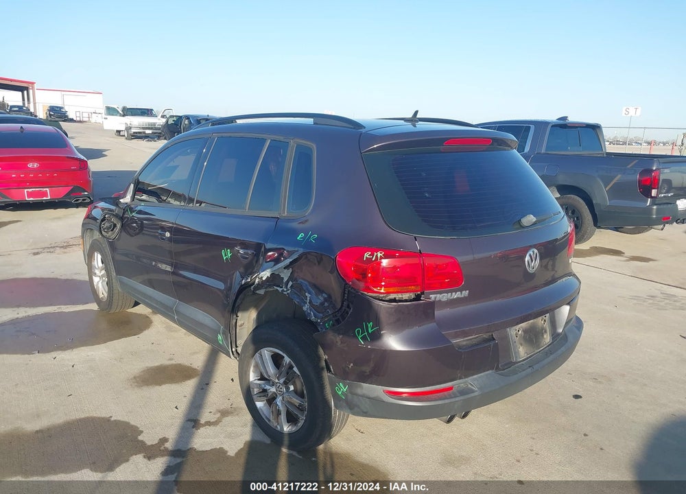 2016 VOLKSWAGEN TIGUAN S VIN: WVGAV7AX6GW568881