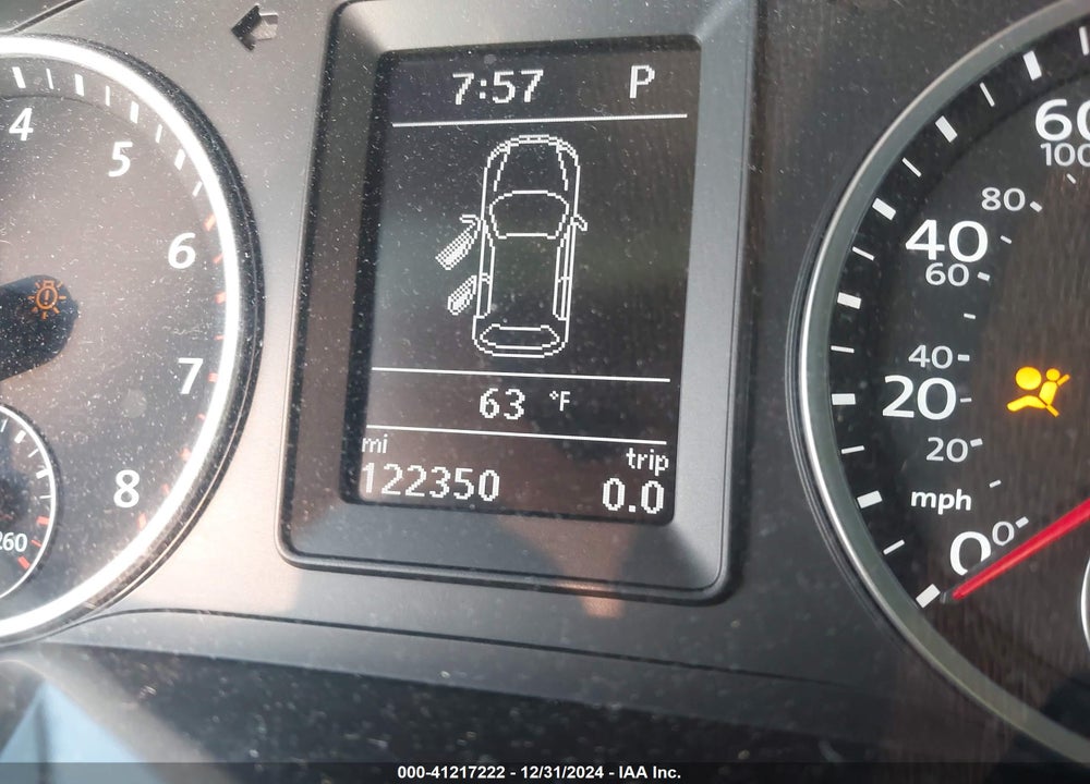 2016 VOLKSWAGEN TIGUAN S VIN: WVGAV7AX6GW568881