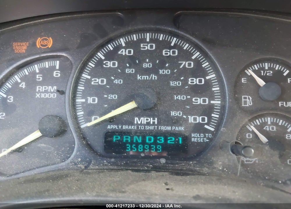 2001 CHEVROLET SILVERADO 1500 LS VIN: 2GCEC19T311172738