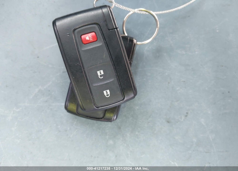 2008 TOYOTA PRIUS TOURING VIN: JTDKB20U183396872