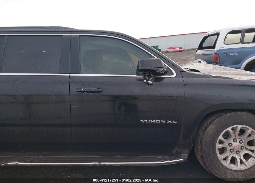 2016 GMC YUKON XL SLT VIN: 1GKS2GKC4GR223784