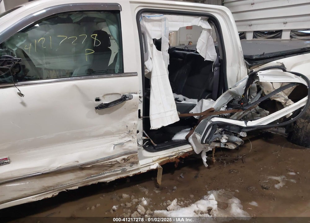 2015 GMC SIERRA 1500 VIN: 3GTU2UEC8FG471212