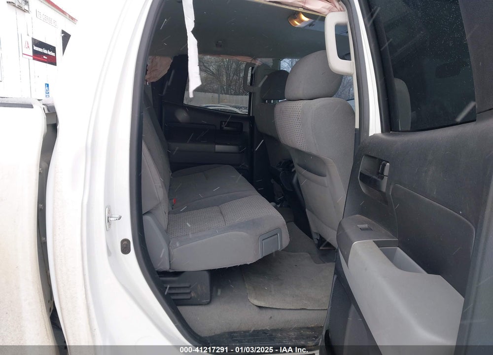 2011 TOYOTA TUNDRA GRADE 5.7L V8 VIN: 5TFUY5F12BX183290