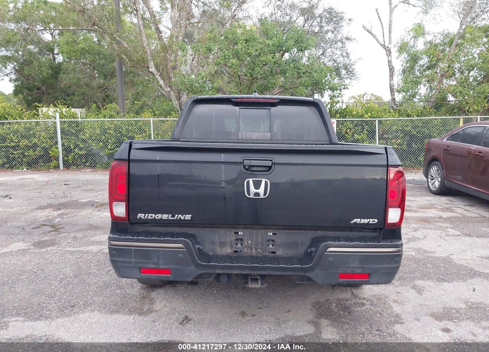 2017 HONDA RIDGELINE BLACK EDITION VIN: 5FPYK3F89HB016925
