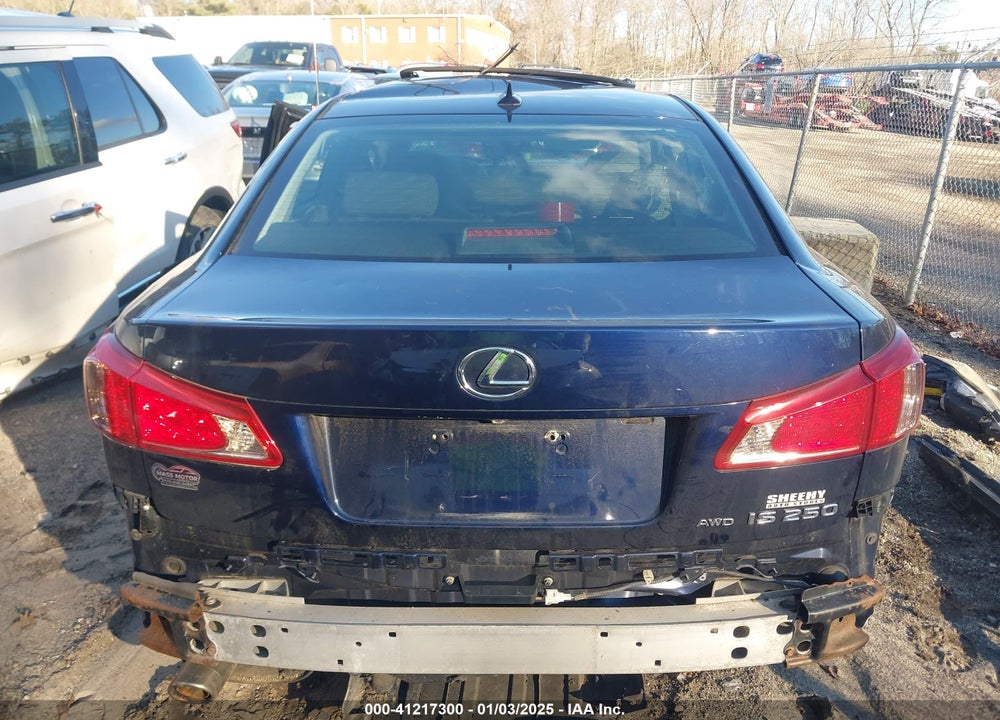 2011 LEXUS IS 250 VIN: JTHCF5C27B5051084