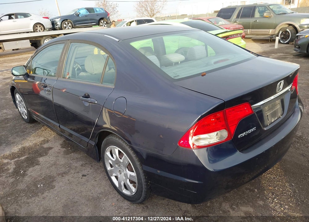 2010 HONDA CIVIC LX VIN: 19XFA1F50AE068937