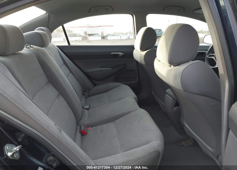 2010 HONDA CIVIC LX VIN: 19XFA1F50AE068937