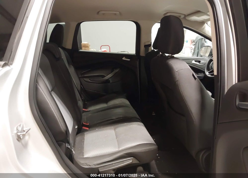 2019 FORD ESCAPE VIN: 1FMCU0G98KUB33781