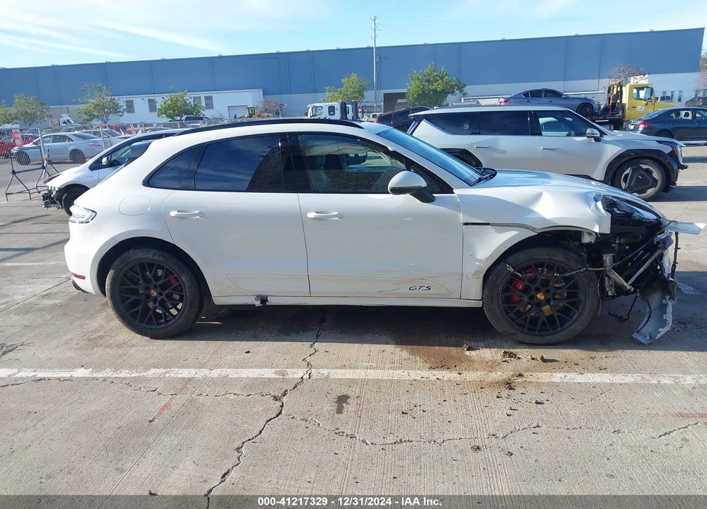 2021 PORSCHE MACAN GTS VIN: WP1AG2A52MLB52919