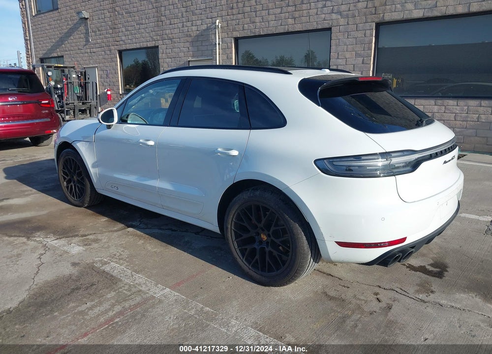 2021 PORSCHE MACAN GTS VIN: WP1AG2A52MLB52919