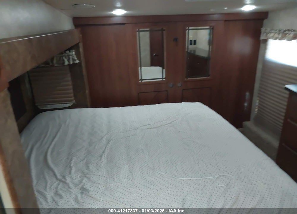 2014 FOREST RIVER SIERRA TRAVEL TRAILER VIN: 4X4FSEN25EJ038640