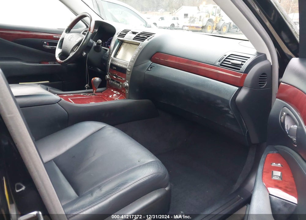 2008 LEXUS LS 460 VIN: JTHBL46F985083850
