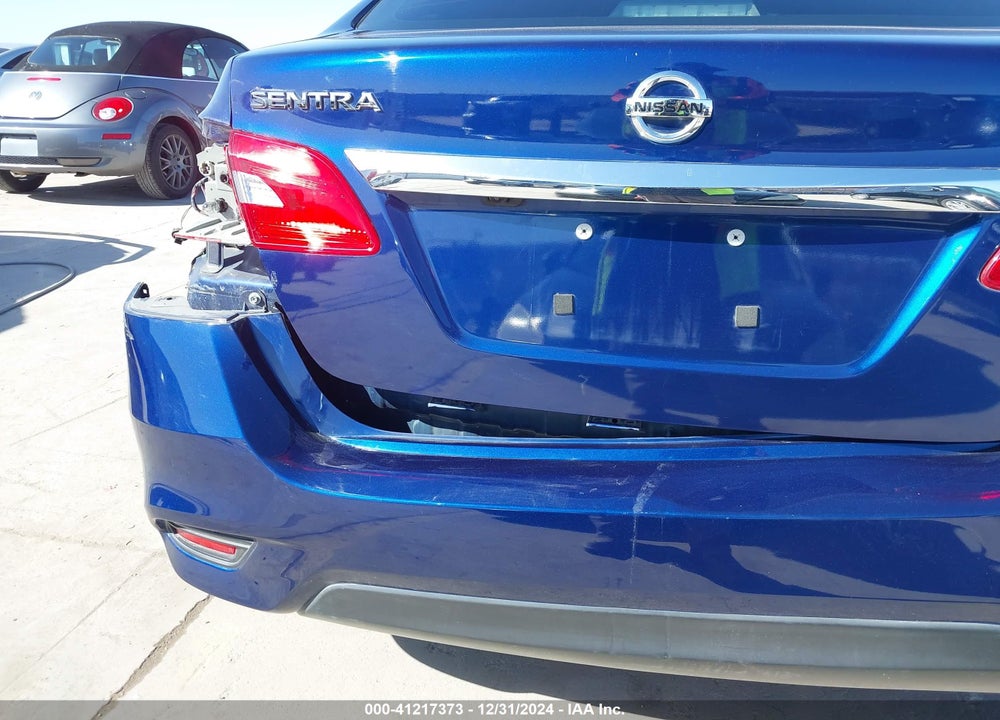 2018 NISSAN SENTRA VIN: 3N1AB7APXJY303607