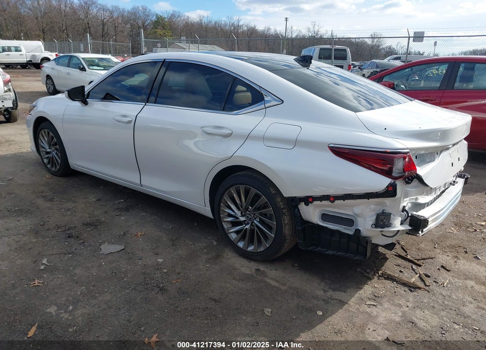 2024 LEXUS ES 350 ULTRA LUXURY VIN: 58AFZ1B14RU184168