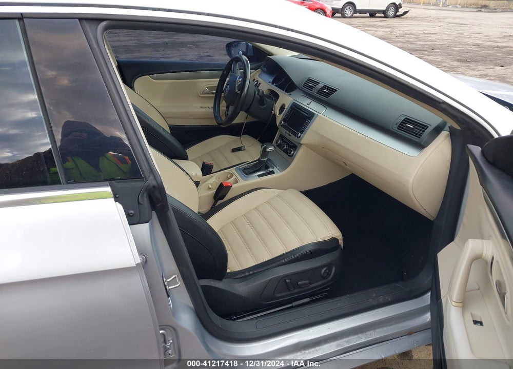 2010 VOLKSWAGEN CC SPORT VIN: WVWMN7AN5AE556931