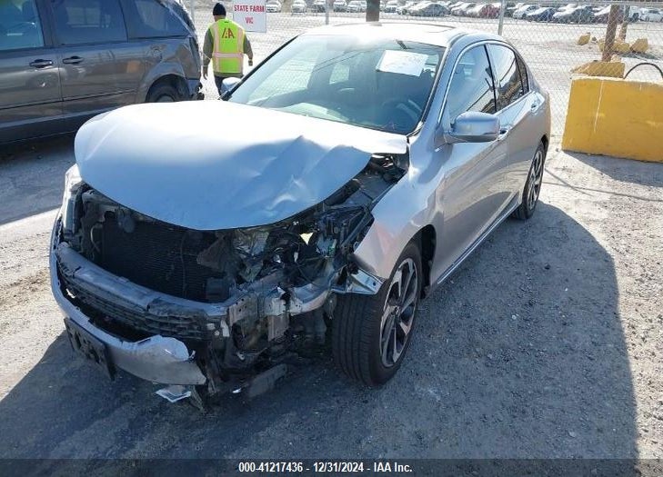 2017 HONDA ACCORD EX-L V6 VIN: 1HGCR3F84HA035973