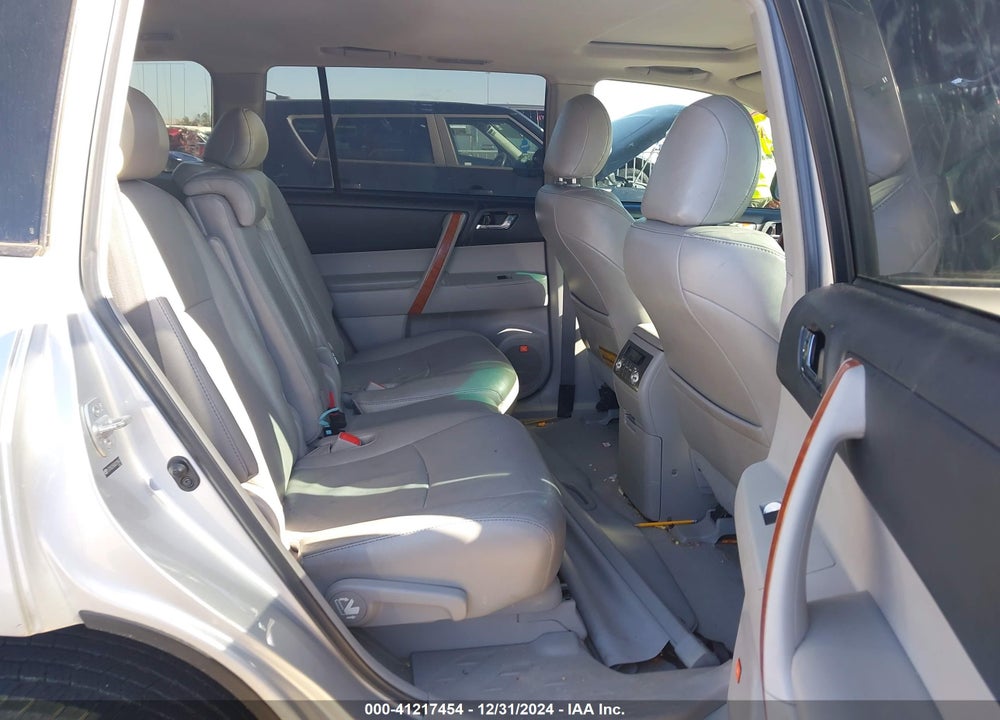 2010 TOYOTA HIGHLANDER LIMITED VIN: 5TDYK3EH6AS019647