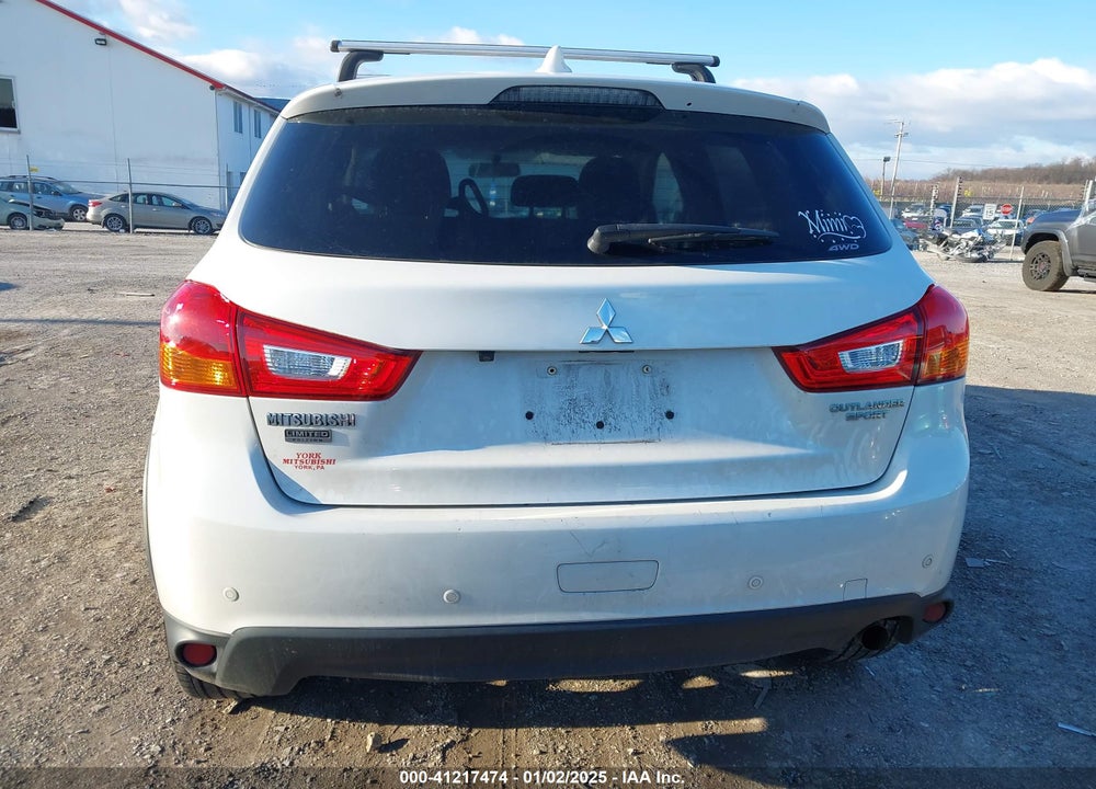 2017 MITSUBISHI OUTLANDER SPORT 2.0 LE VIN: JA4AR3AU2HZ040420