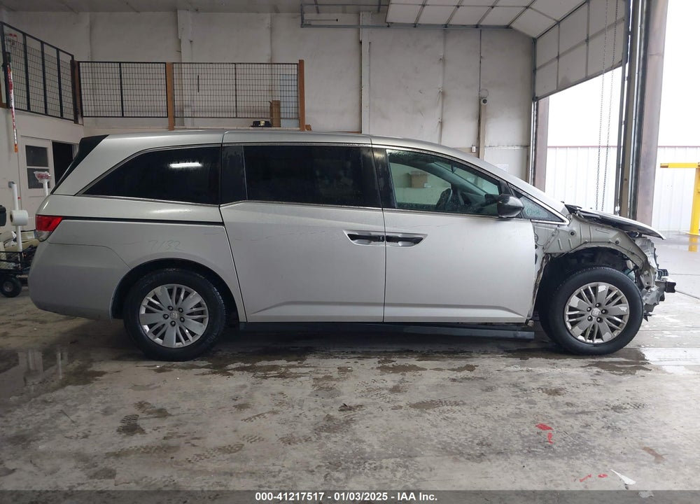 2015 HONDA ODYSSEY LX VIN: 5FNRL5H28FB073242