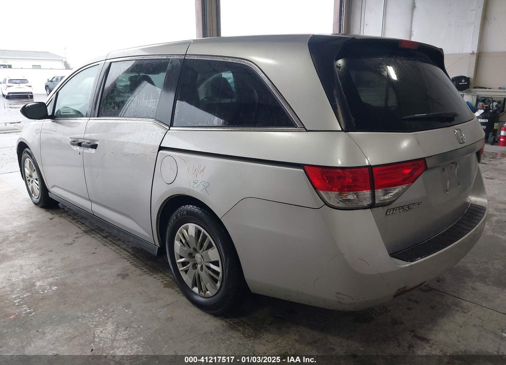 2015 HONDA ODYSSEY LX VIN: 5FNRL5H28FB073242