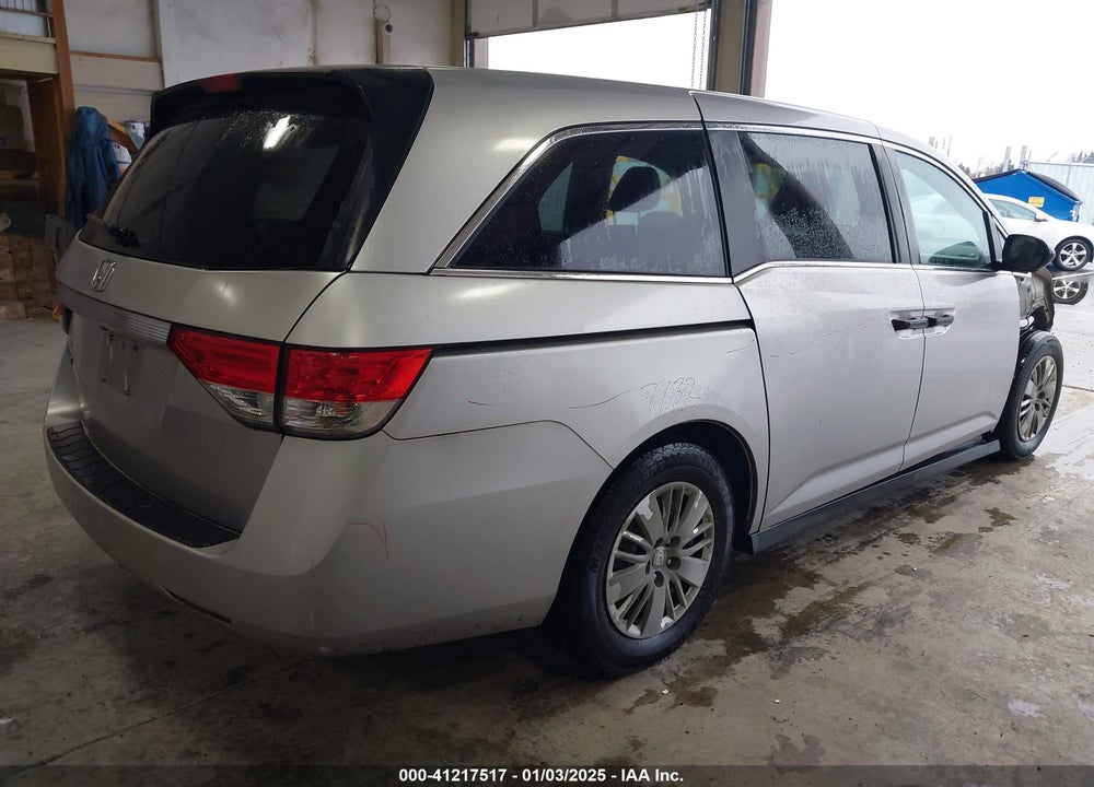 2015 HONDA ODYSSEY LX VIN: 5FNRL5H28FB073242