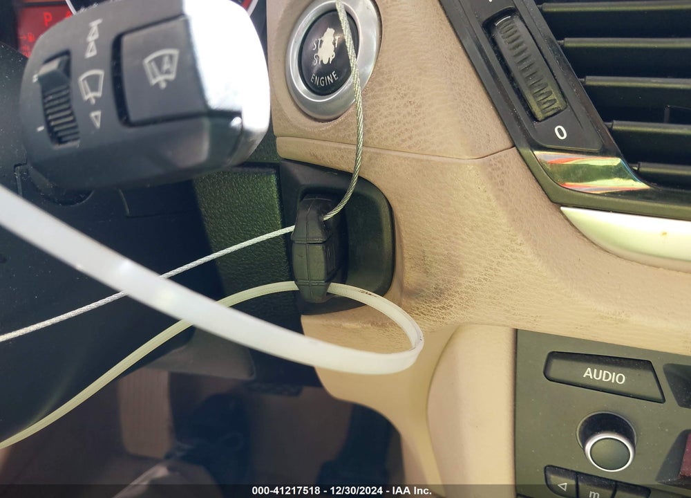 2015 BMW X1 SDRIVE28I VIN: WBAVM1C5XFVZ94253