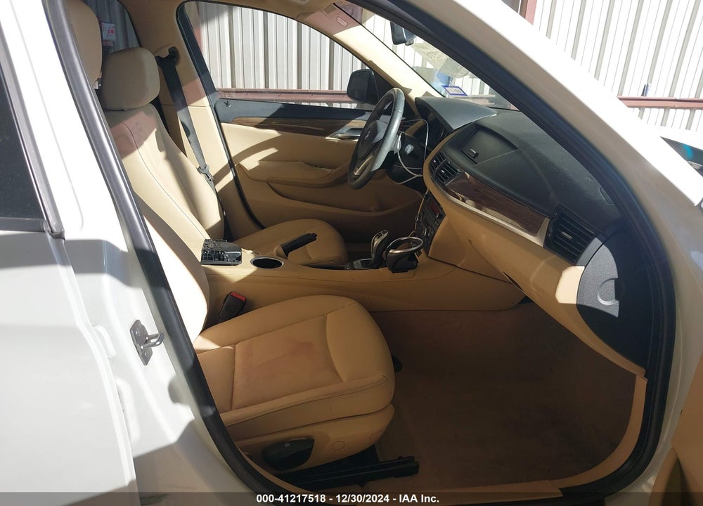 2015 BMW X1 SDRIVE28I VIN: WBAVM1C5XFVZ94253