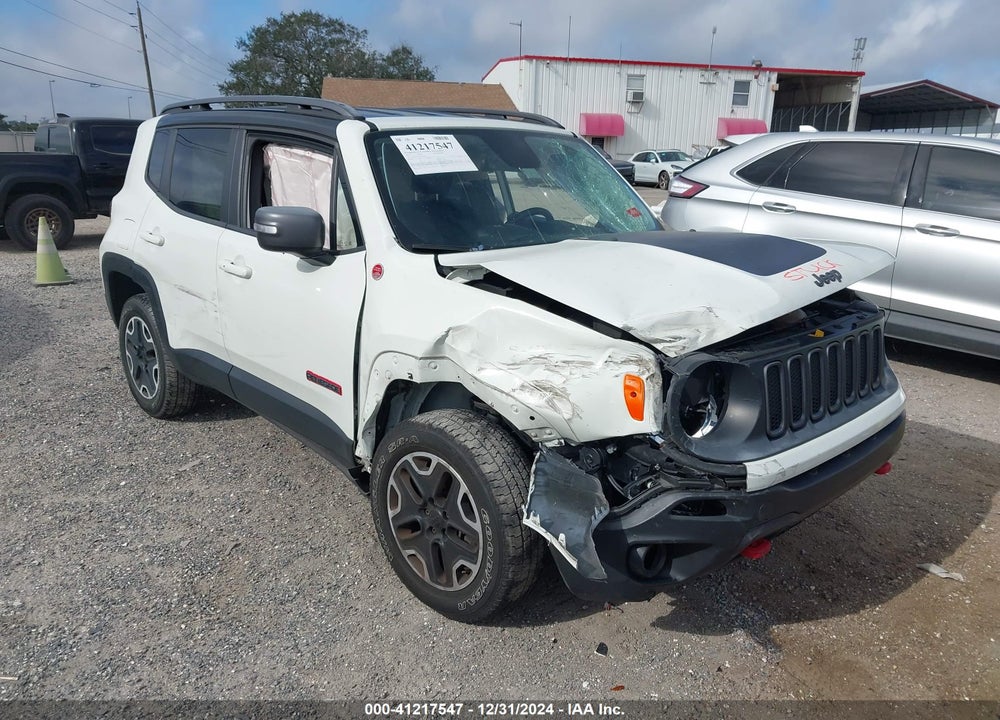 2015 JEEP RENEGADE TRAILHAWK VIN: ZACCJBCT2FPC19332