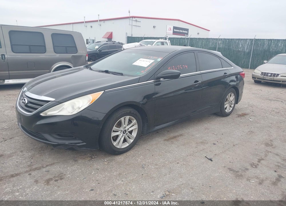 2014 HYUNDAI SONATA VIN: 5NPEB4AC3EH886552