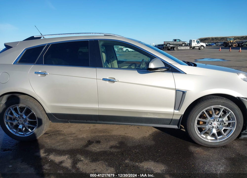 2013 CADILLAC SRX PERFORMANCE COLLECTION VIN: 3GYFNHE37DS645590