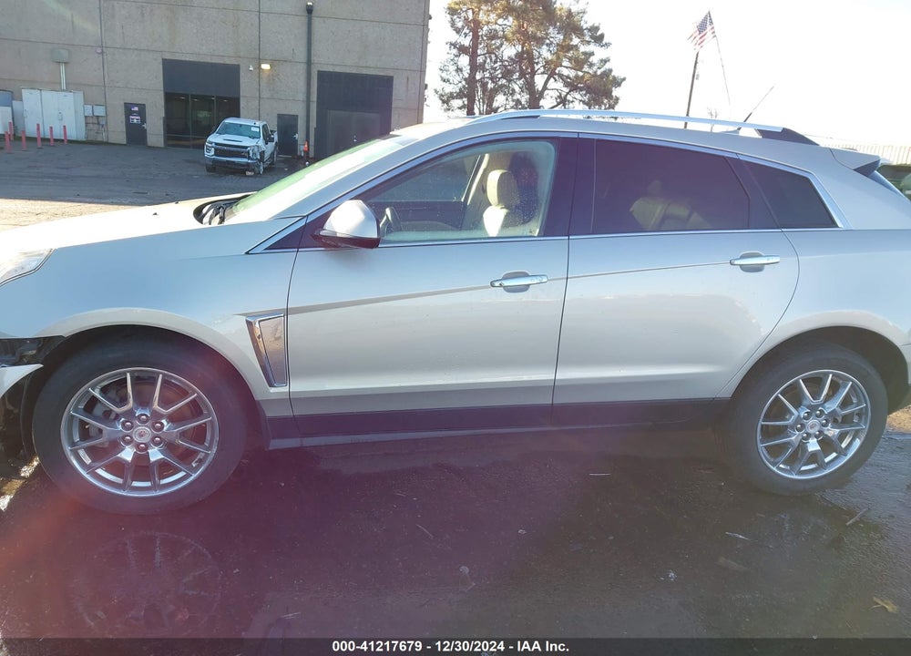 2013 CADILLAC SRX PERFORMANCE COLLECTION VIN: 3GYFNHE37DS645590