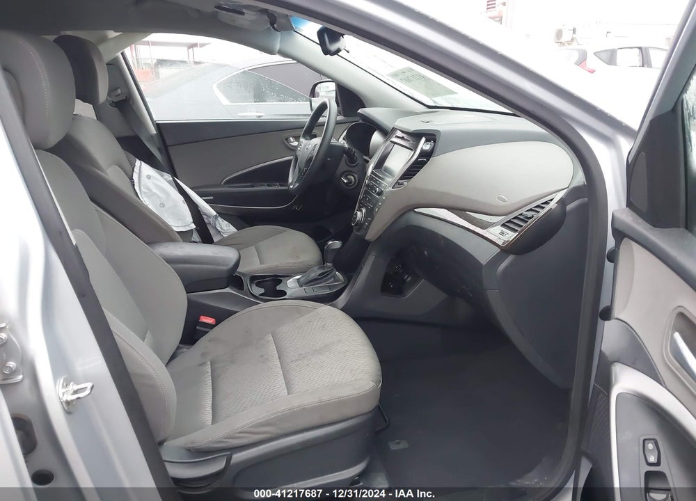 2018 HYUNDAI SANTA FE SE VIN: KM8SM4HF2JU261147