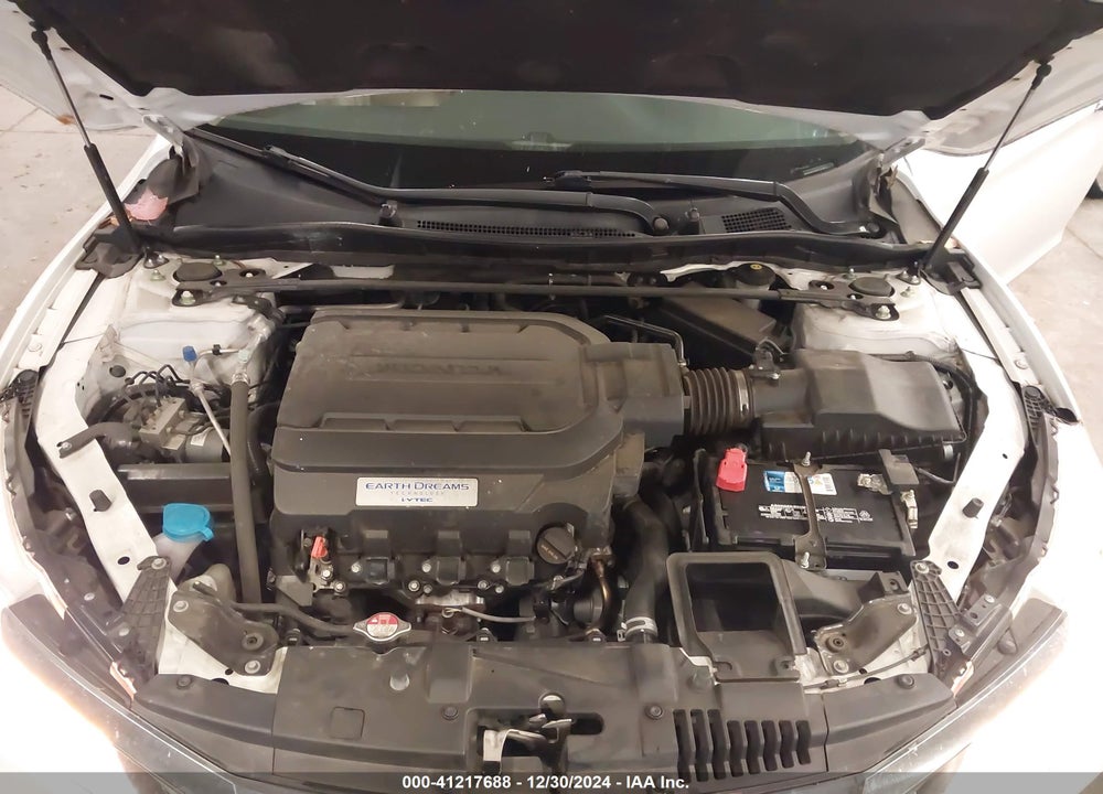 2016 HONDA ACCORD TOURING VIN: 1HGCR3F99GA013796